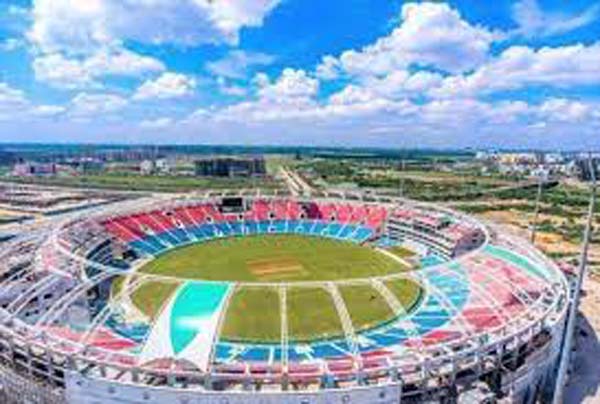 दुनिया के सबसे बड़े क्रिकेट स्टेडियम में हो सकता है वर्ल्ड कप 2023 फाइनल￼