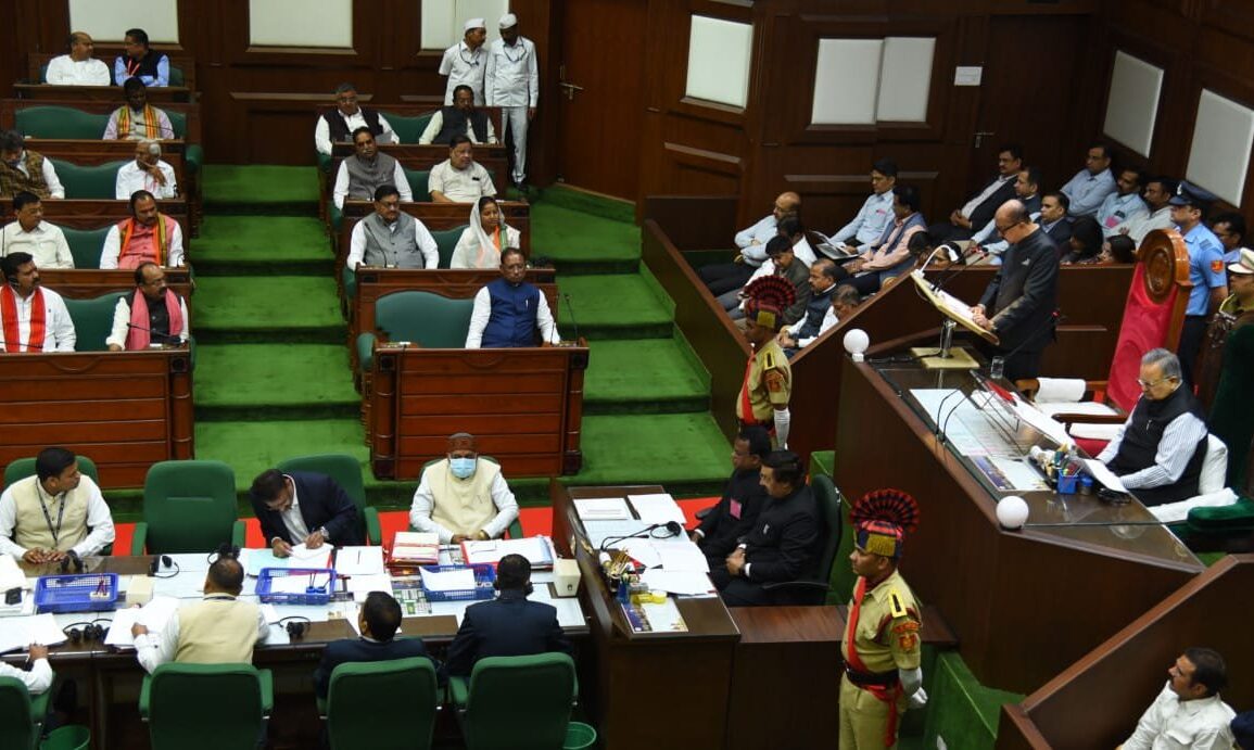 छत्तीसगढ़ विधानसभा का बजट सत्र शुरू, राज्यपाल रमेन डेका ने अभिभाषण में गिनाई सरकार की प्राथमिकताएँ