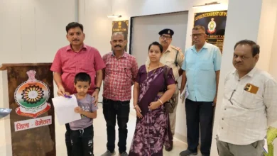 07 वर्षीय बालक को अनुकंपा नियुक्ति – SSP रामकृष्ण साहू ने सौंपा नियुक्ति पत्र