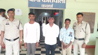 फर्जी डिप्टी कलेक्टर और स्टेनो बनकर जिला कार्यालय में घुसपैठ की कोशिश, पुलिस ने तीन को दबोचा