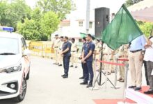 मुख्यमंत्री ने परिवहन सुरक्षा बेड़े में शामिल 48 वाहनों को झंडी दिखाकर किया रवाना, कर्मियों को सौंपी वाहनों की चाबी