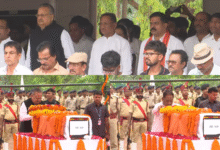 शहीद ASP आकाश राव गिरिपुंजे को CM विष्णु देव साय और डॉ. रमन सिंह ने दी श्रद्धांजलि