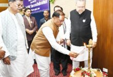 संसदीय पत्रकारिता विषय पर आयोजित एक दिवसीय कार्यशाला में मुख्यमंत्री विष्णु देव साय और विधानसभा अध्यक्ष डॉ. रमन सिंह हुए शामिल